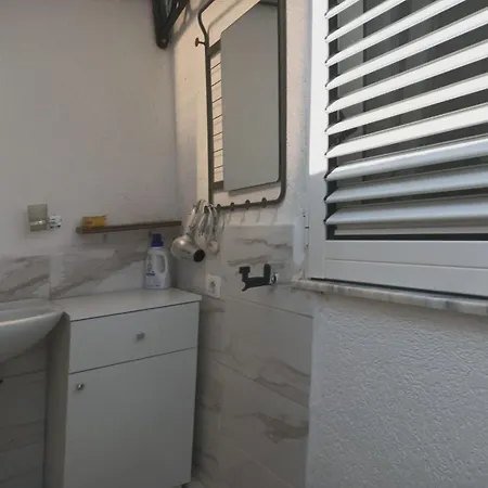 Holiday home Vila Lule Golem (Tirana)